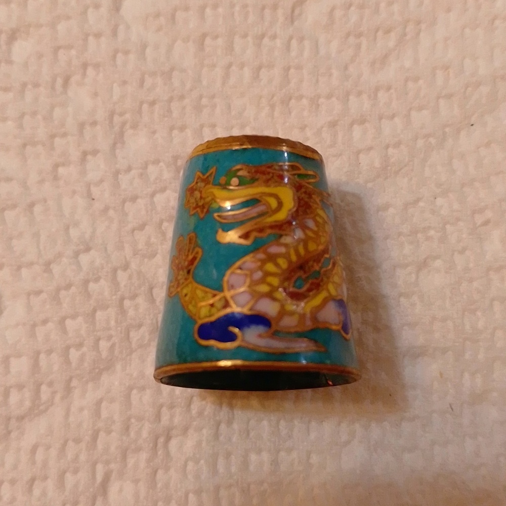 New Vintage Cloisonne Dragon Thimble Collectible
